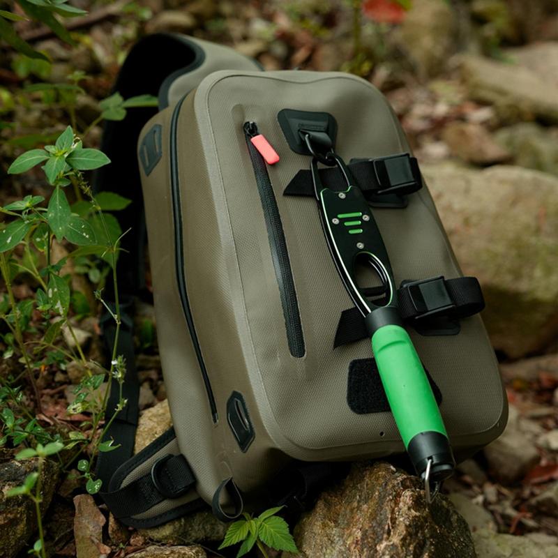 Borsa a tracolla da pesca da 9 - Fishing Equipment Box recensione e prezzo